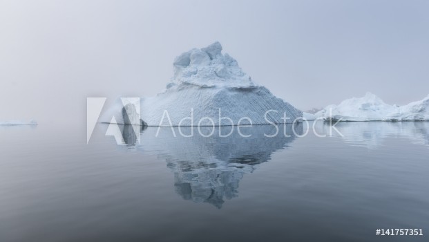 Image de View of iceberg and glaciers from Greenlands Ilulissat coasts